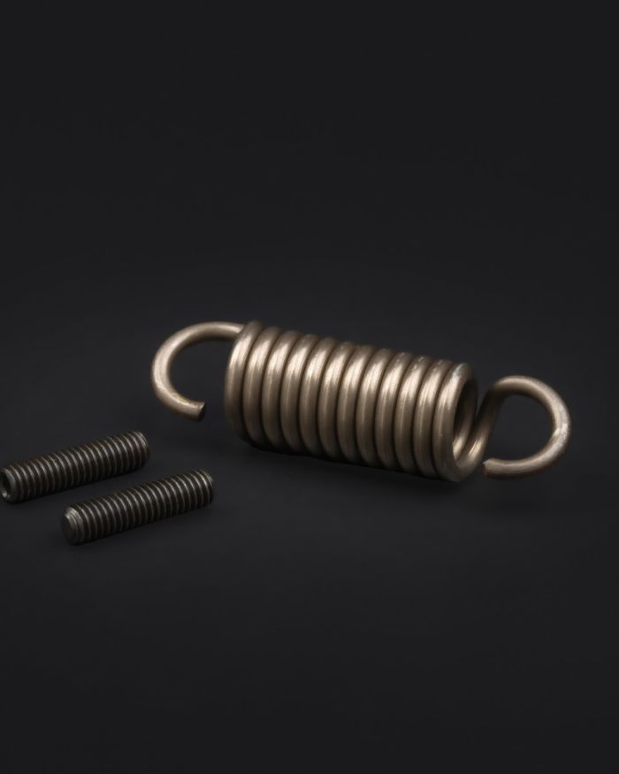 Main Strut, Spring